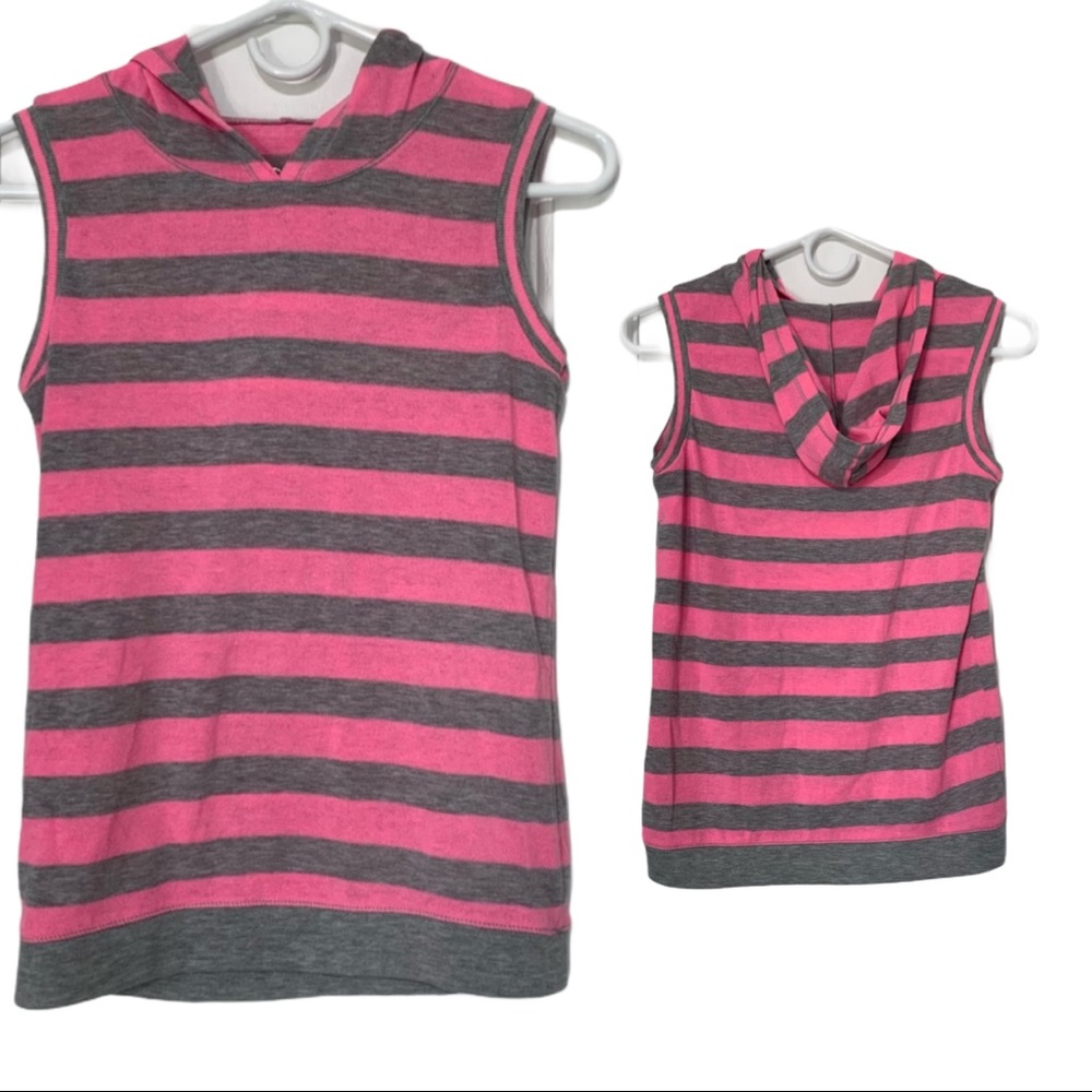 Justice hooded sleeveless  top size 14 Junior Teen